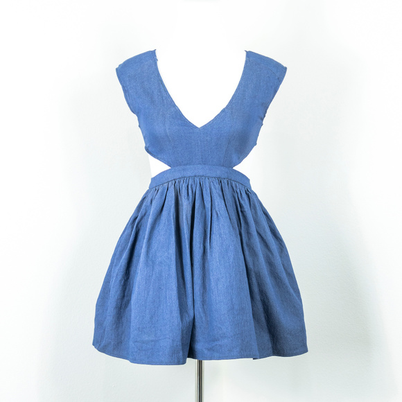 Tobi Dresses & Skirts - TOBI Denim Cutout Dress